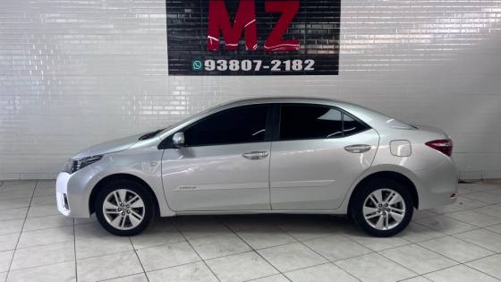 TOYOTA COROLLA 1.8 GLI 16V FLEX 4P AUTOMÁTICO TOYOTA COROLLA 1.8 GLI 16V FLEX 4P AUTOMÁTICO